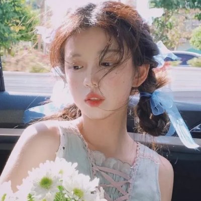 蒙娜丽莎与血月